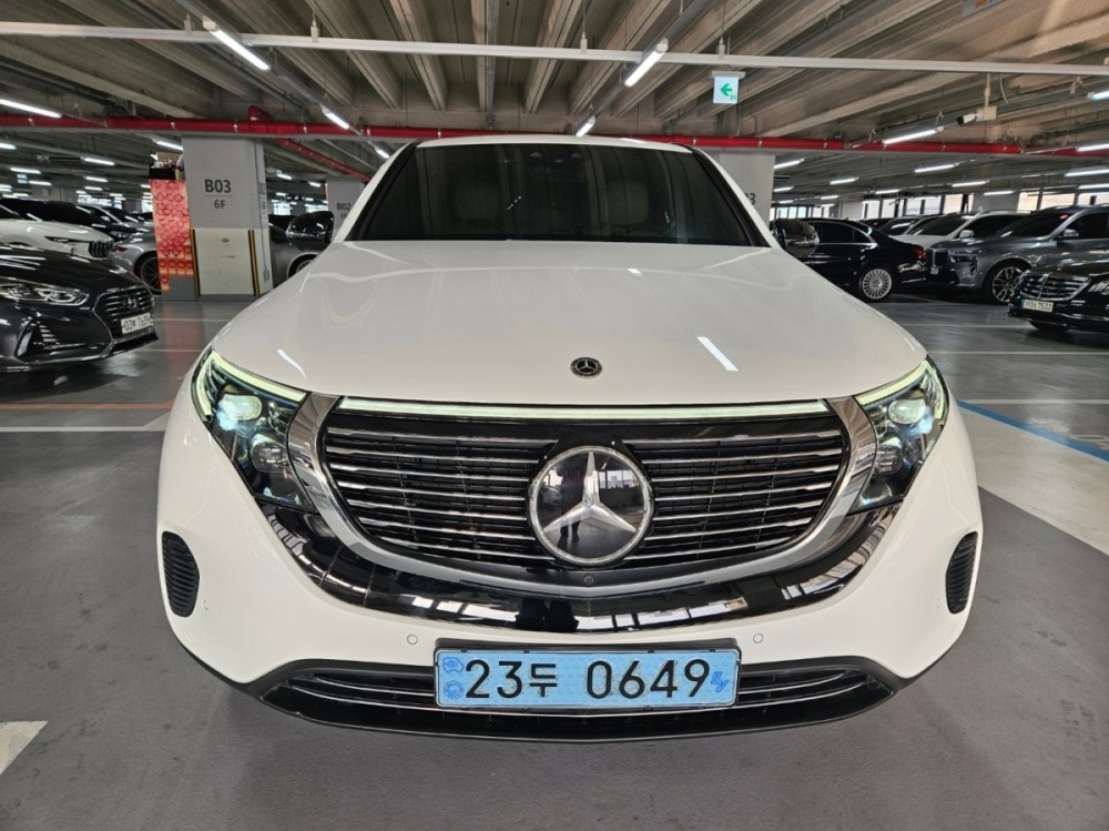 Mercedes-Benz EQC-N293
