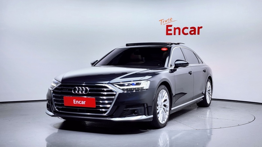 Audi A8 (D5)