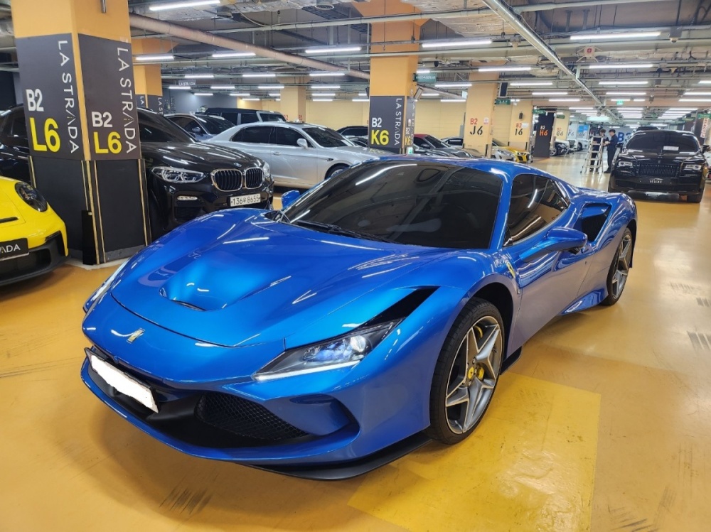 Ferrari F8 Spider