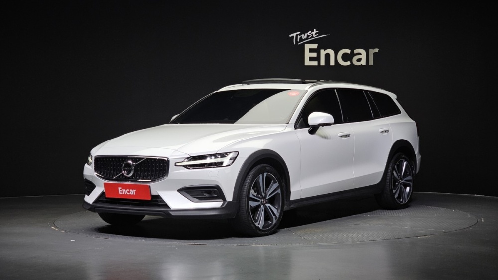 Volvo V60 Cross Country 2nd Generation