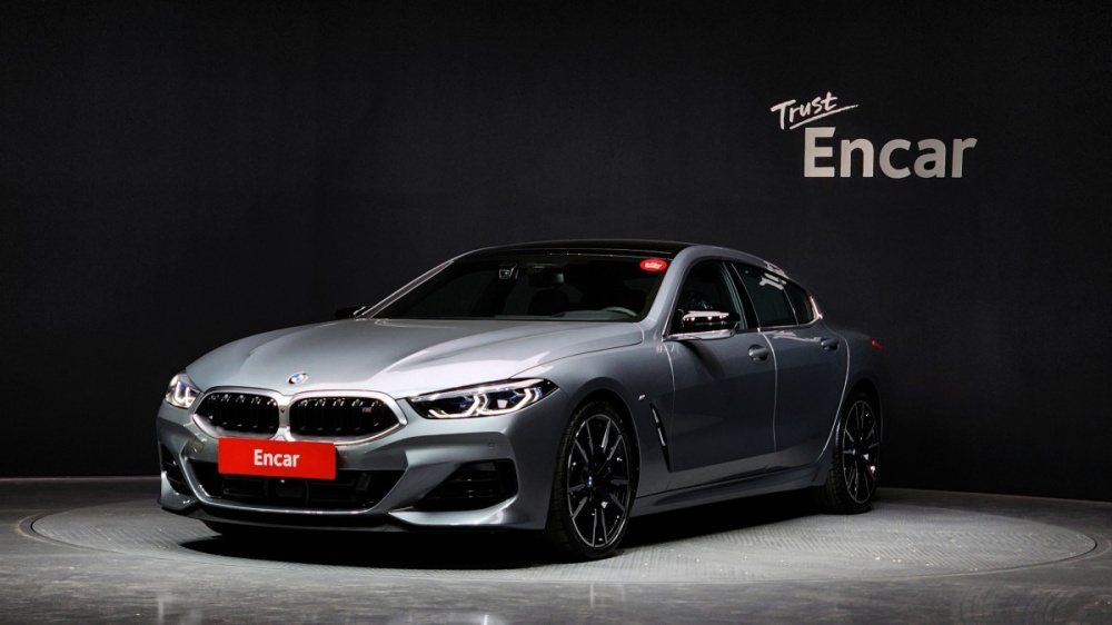 BMW 8 Series (G15)