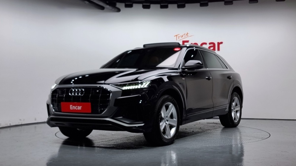 Audi Q8 (4M)