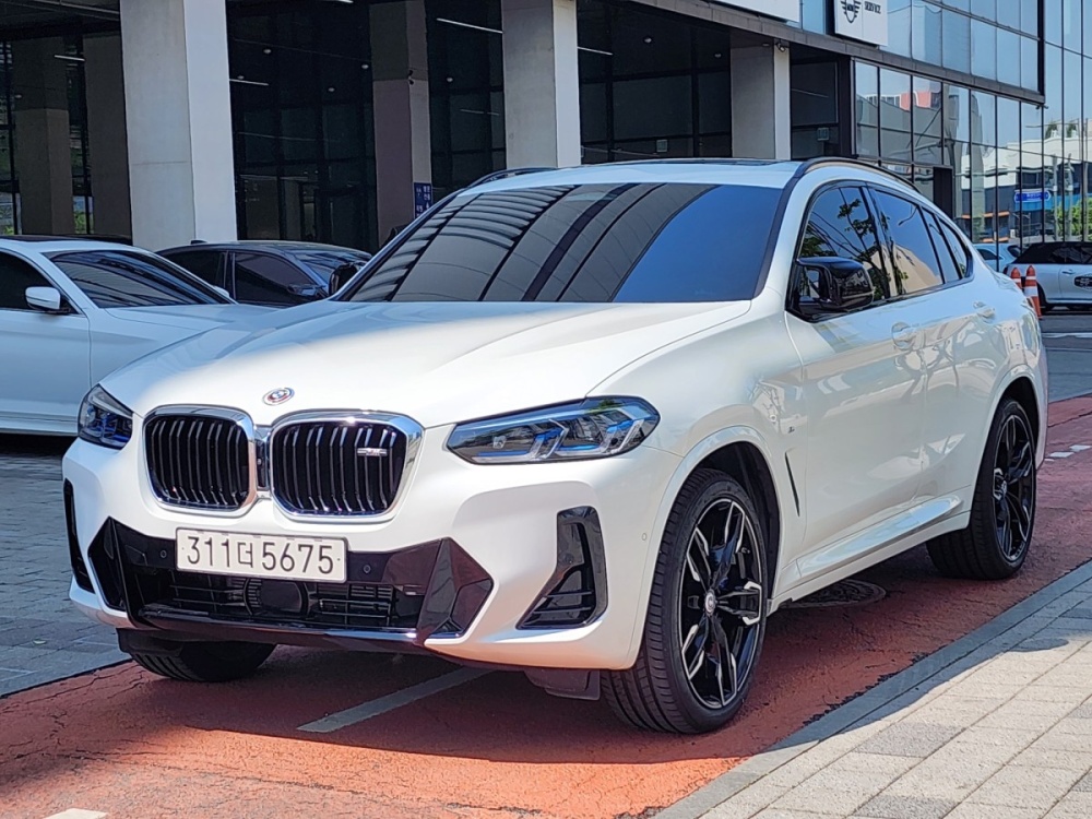 BMW X4 (G02)