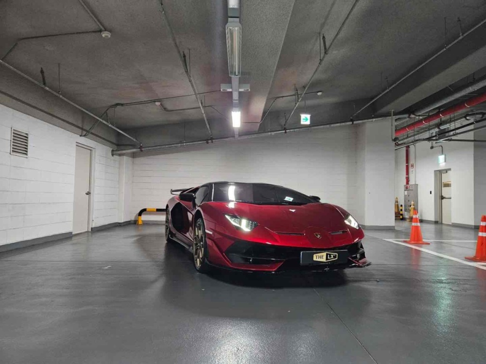 Lamborghini Aventador