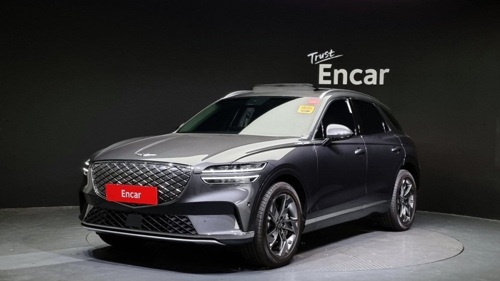 Genesis Electrified GV70