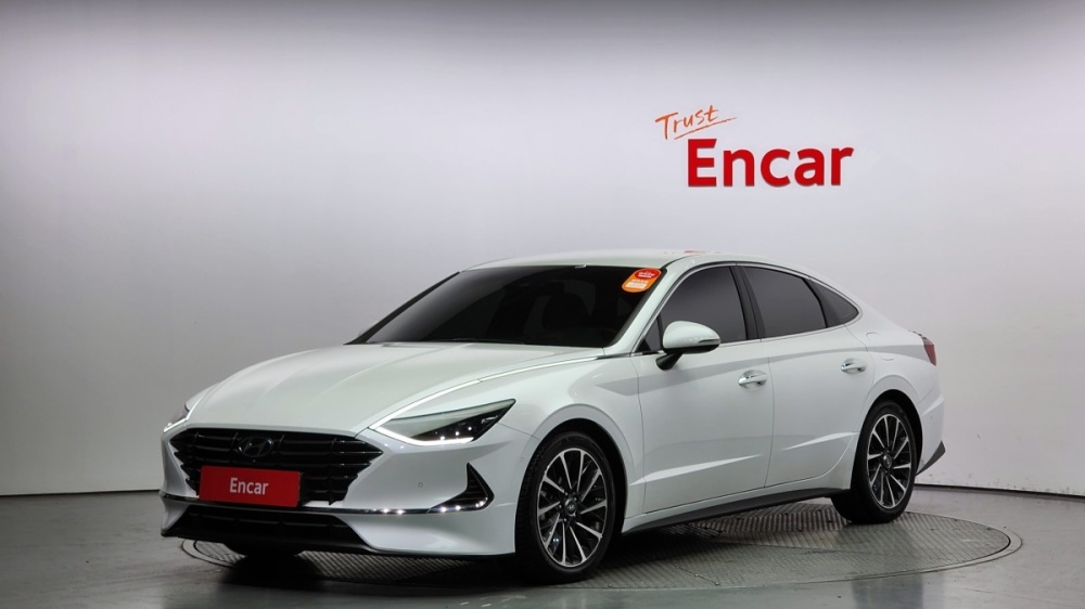 Hyundai Sonata (DN8)