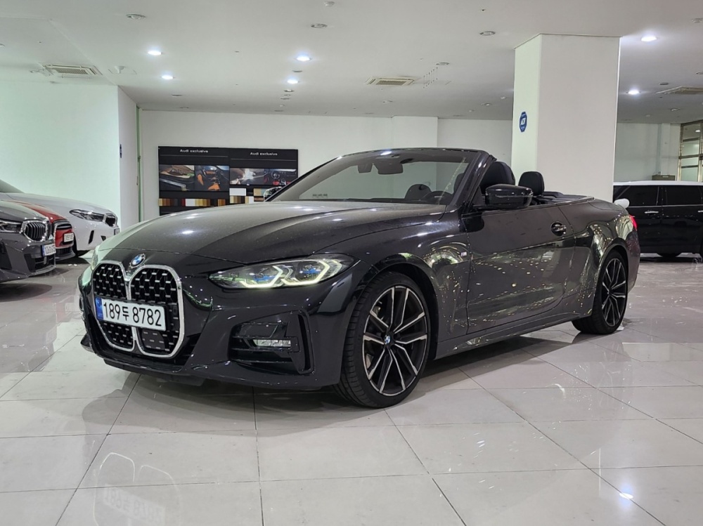 BMW 4 series (G22)