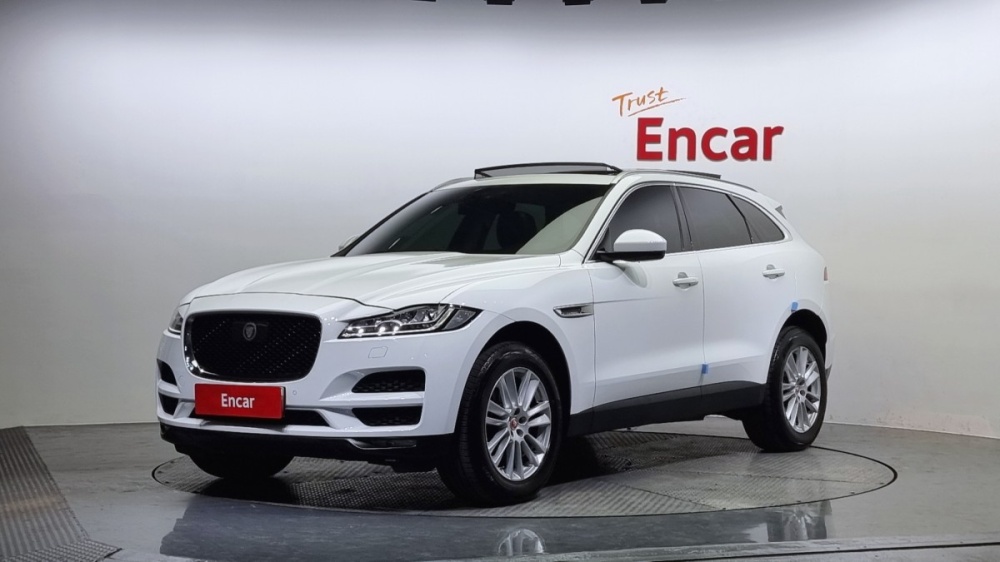 Jaguar F-PACE