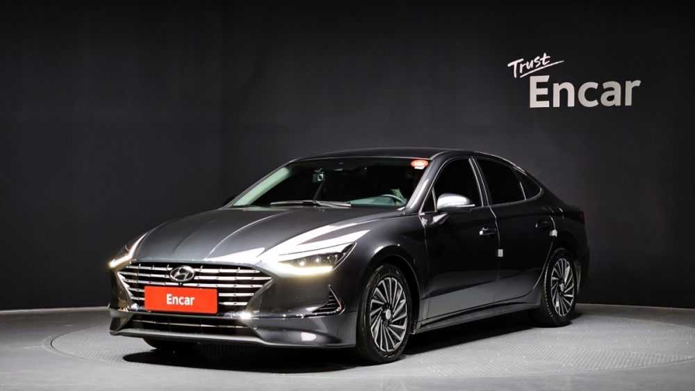 Hyundai Sonata Hybrid (DN8)