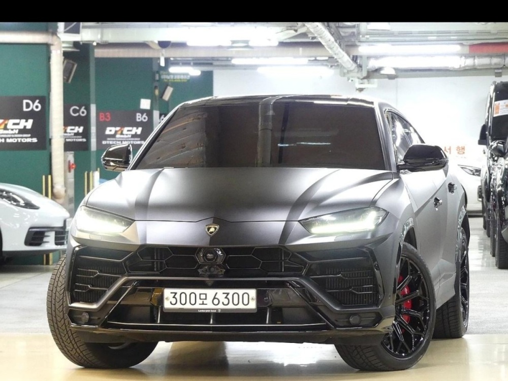 Lamborghini Urus