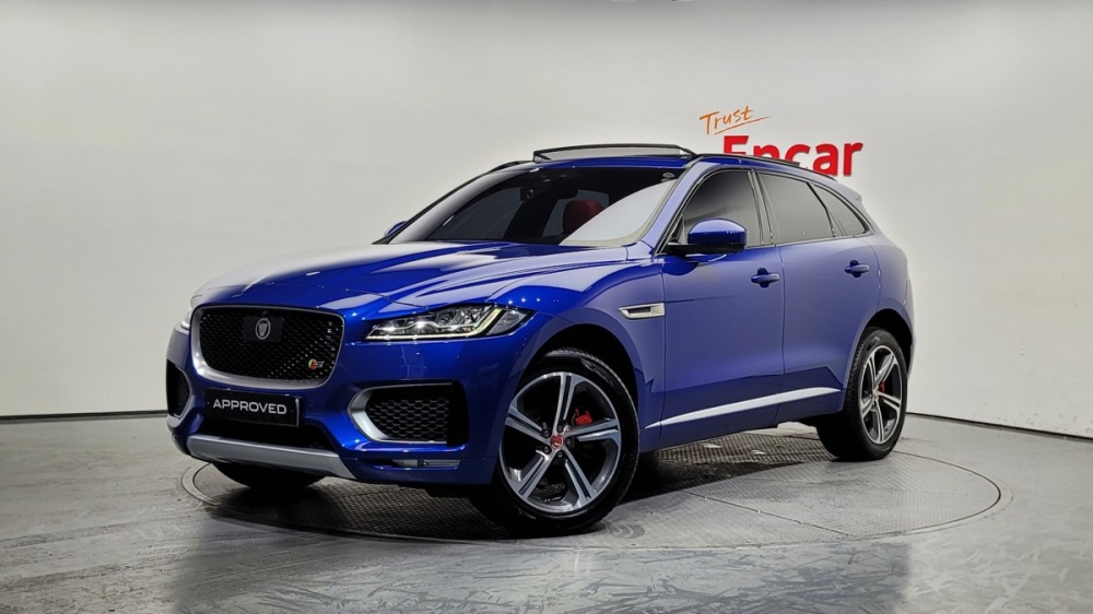 Jaguar F-PACE