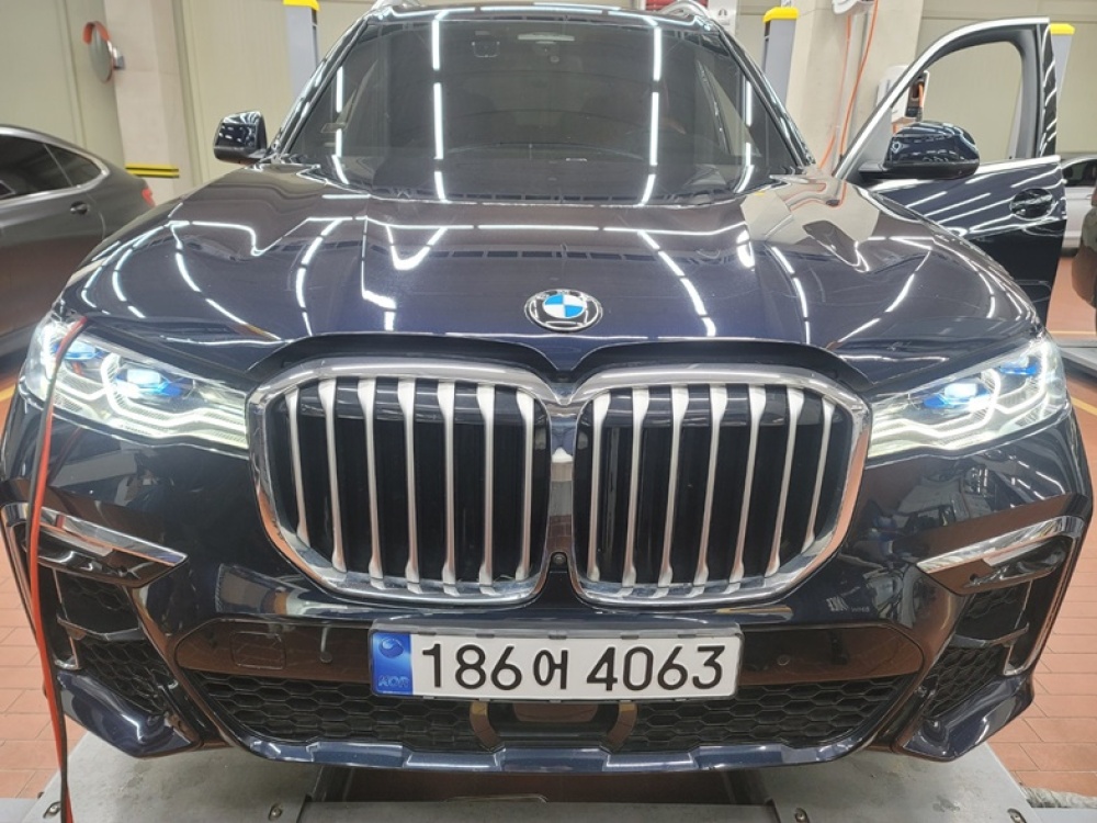 BMW X7 (G07)