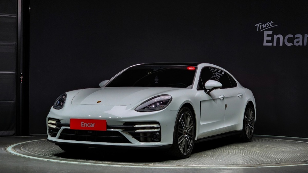 Porsche Panamera (971)