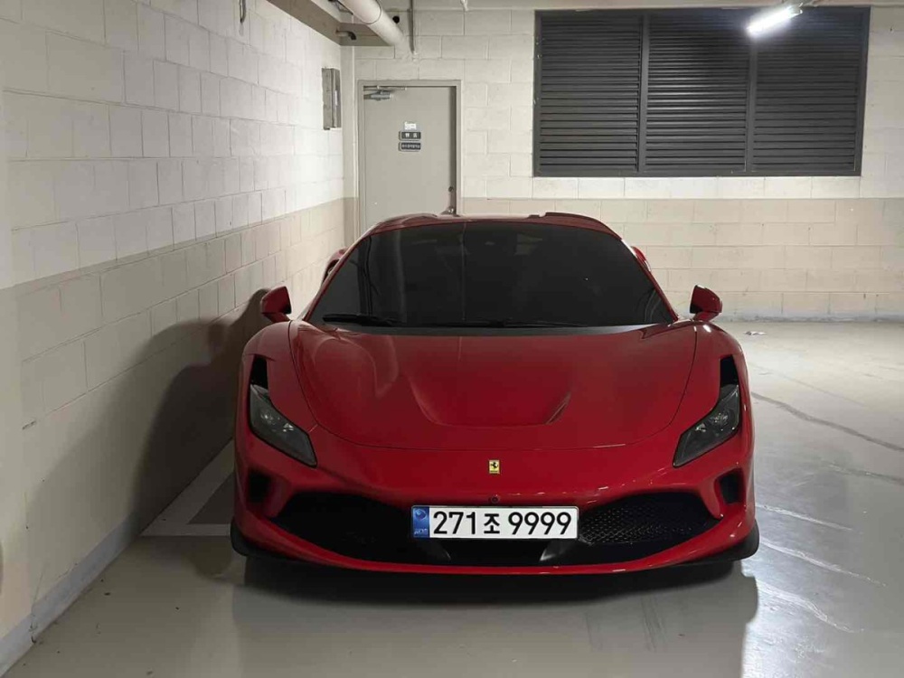 Ferrari F8 Spider