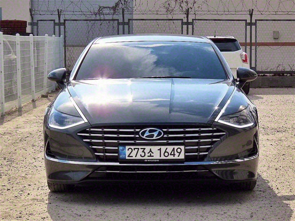 Hyundai Sonata Hybrid (DN8)
