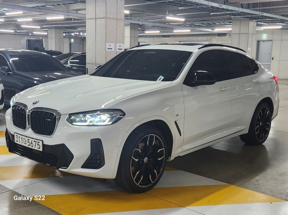 BMW X4 (G02)