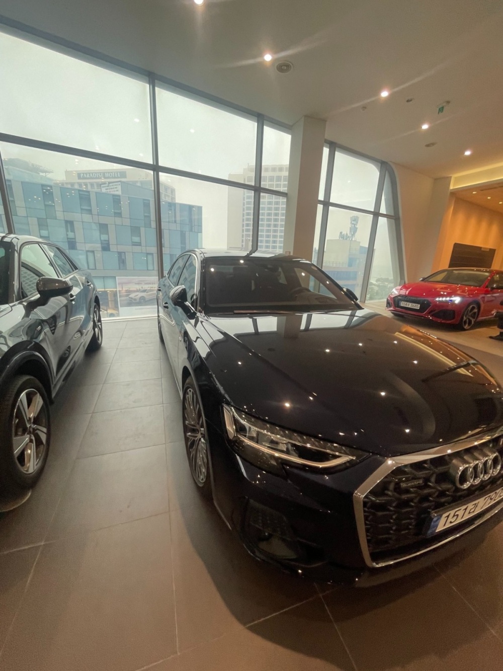 Audi A8 (D5)