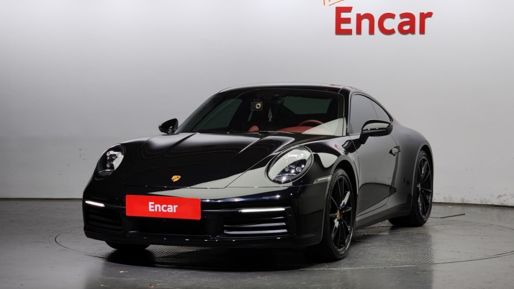 Porsche 911 (992)
