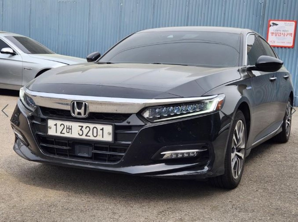 Honda Accord 10th Gen