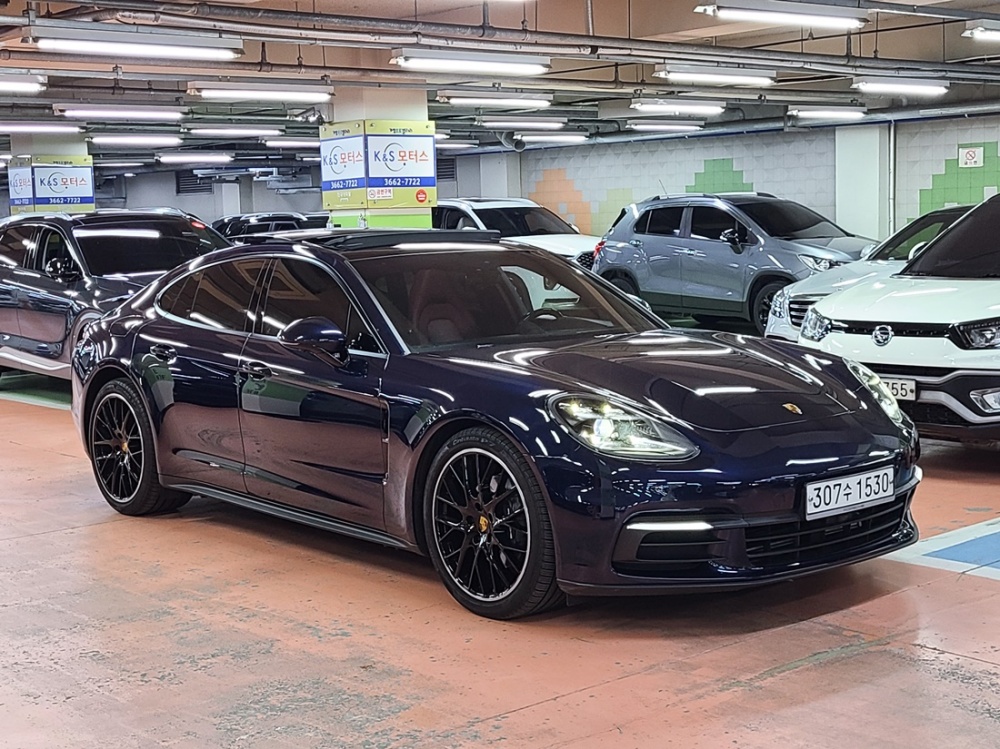 Porsche Panamera (971)