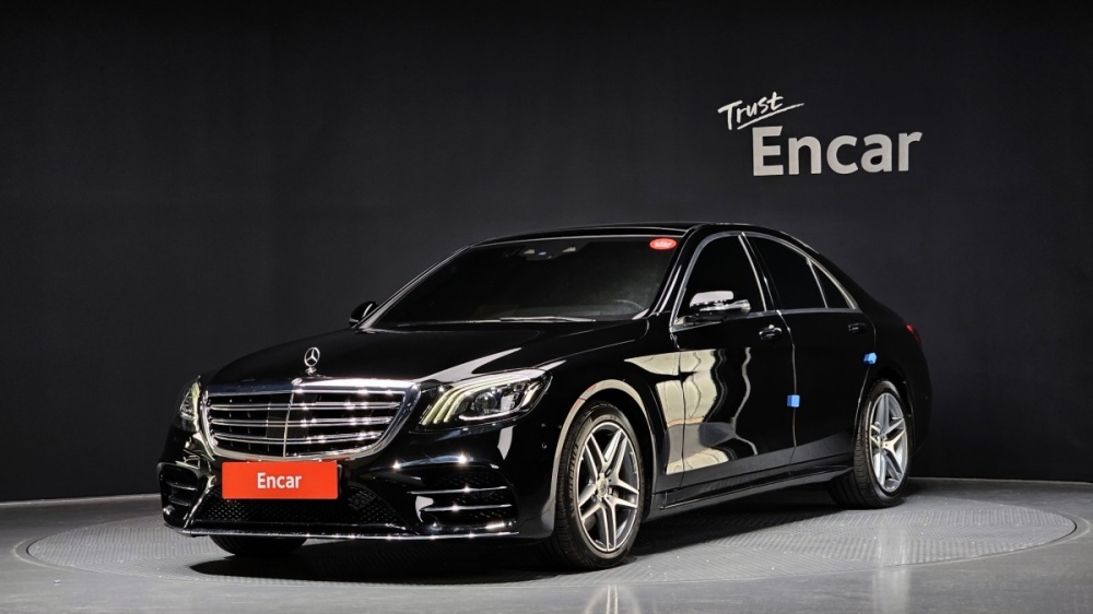 Mercedes-Benz S-Class W222