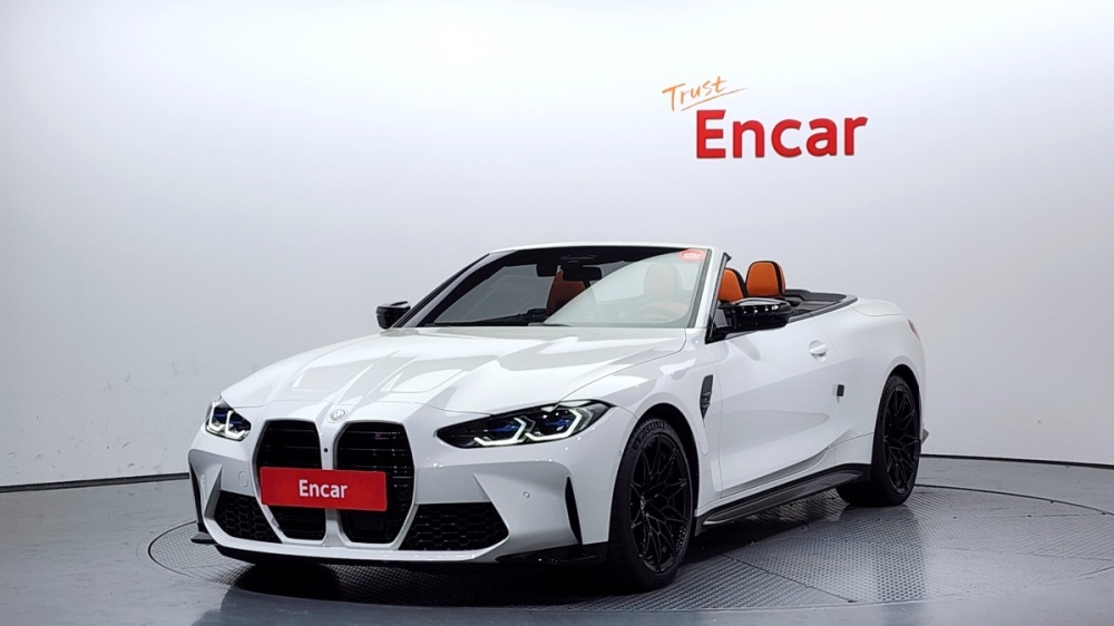 BMW M4 (G82)