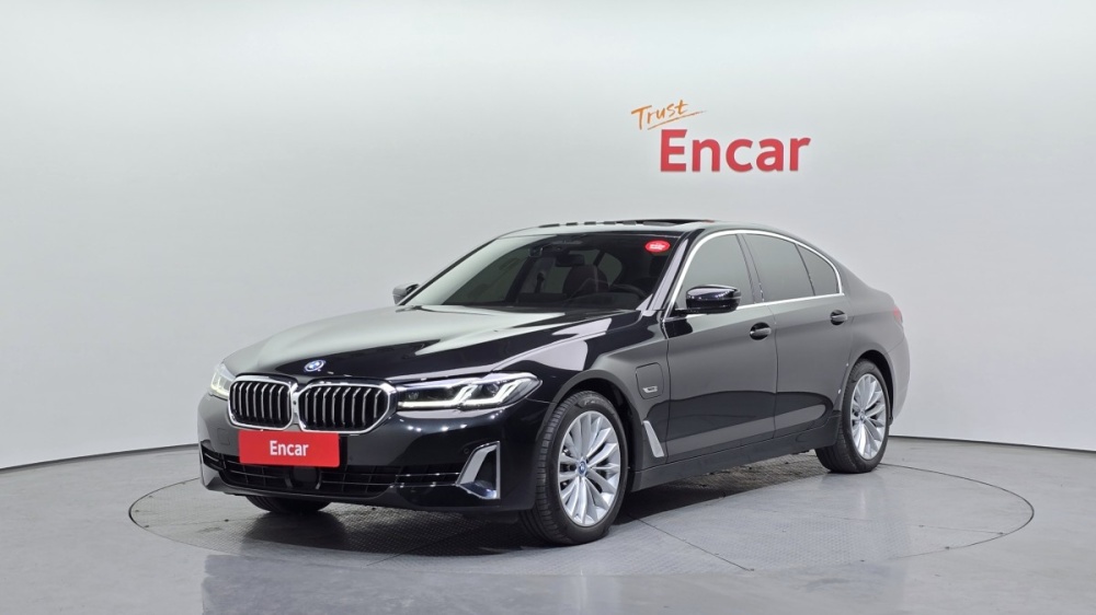 BMW 5 series (G30)