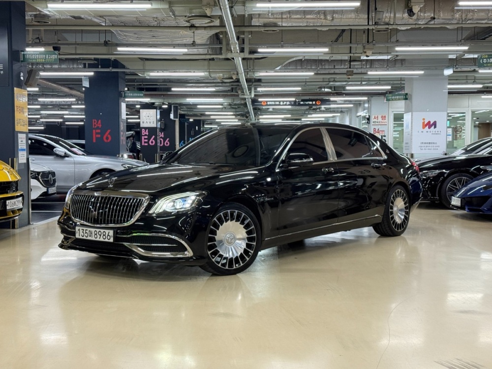 Mercedes-Benz S-Class W222