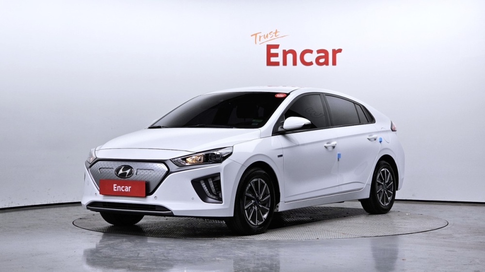 Hyundai The new Ioniq electric
