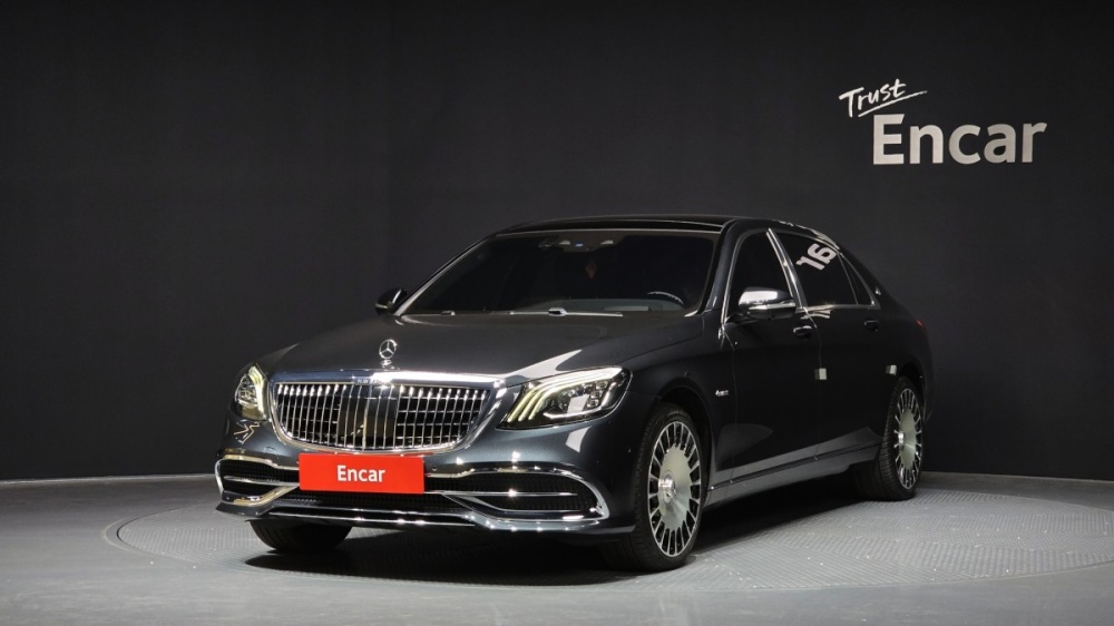 Mercedes-Benz S-Class W222