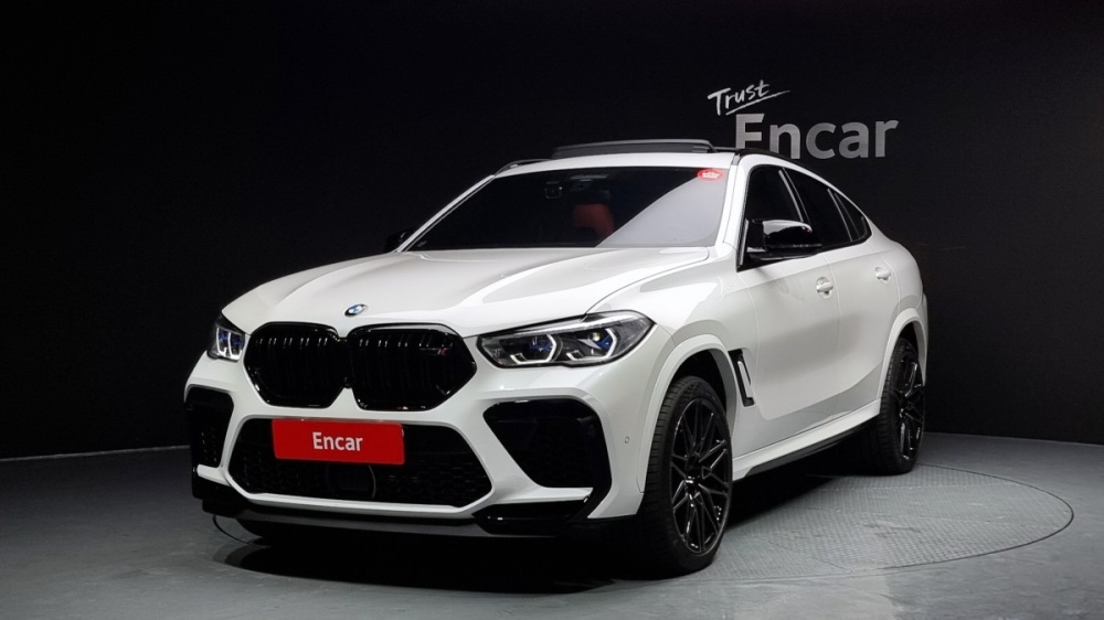 BMW X6M (G06)