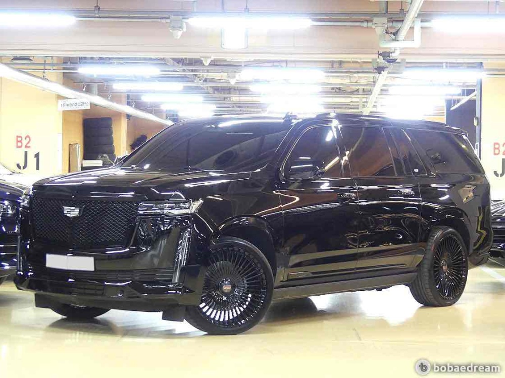 Cadillac Escalade 5th Gen