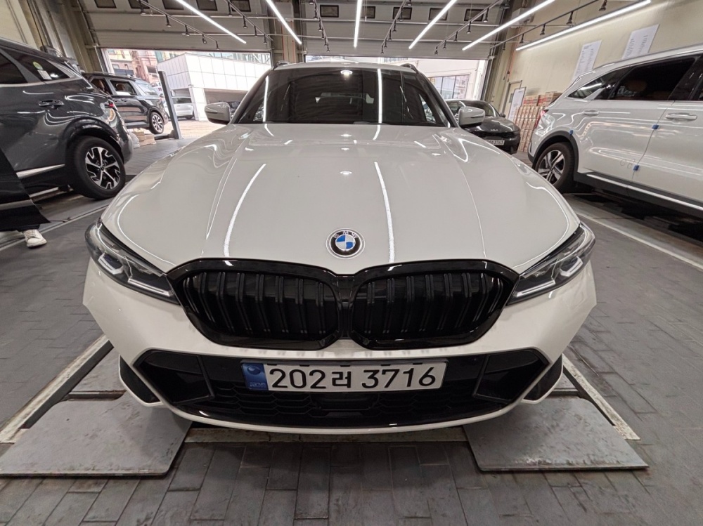 BMW 3 Series (G20)