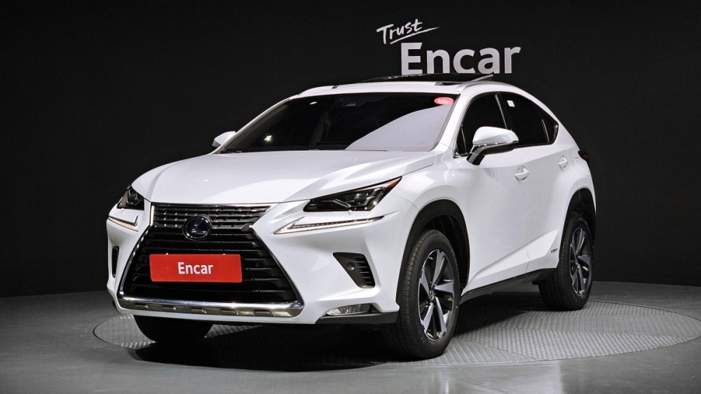 Lexus NX300h