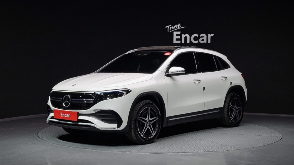 Mercedes-Benz EQA-H243