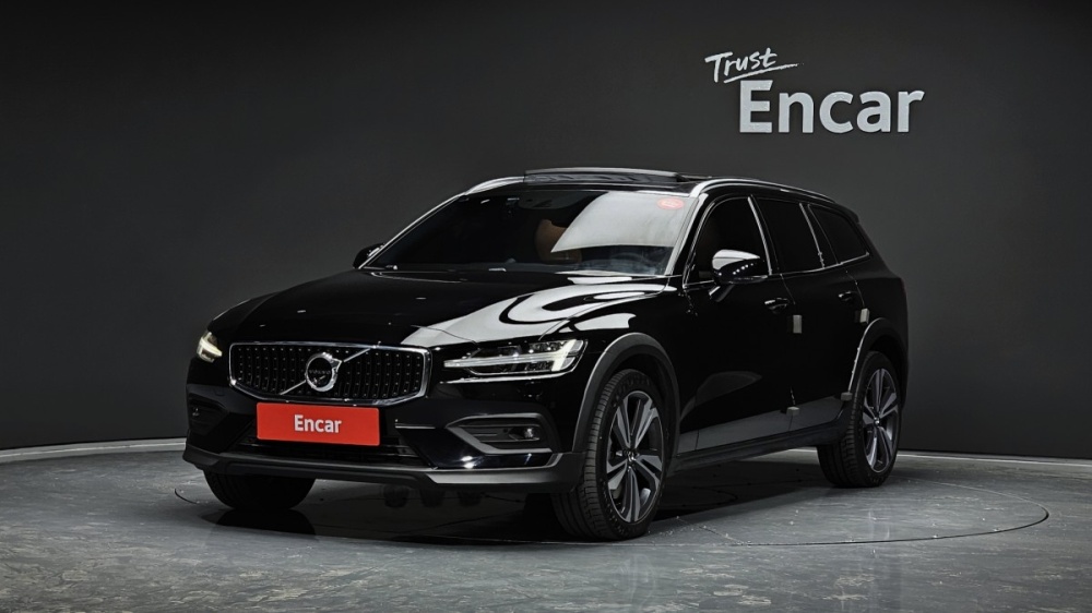 Volvo V60 Cross Country 2nd Generation