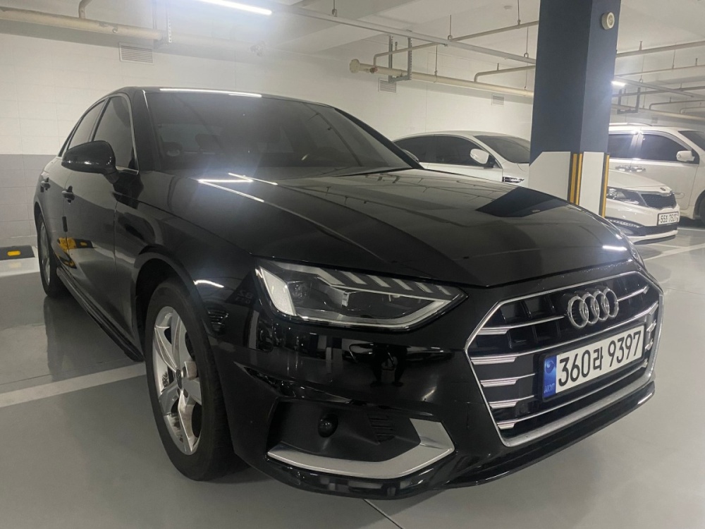 Audi A4 (B9)