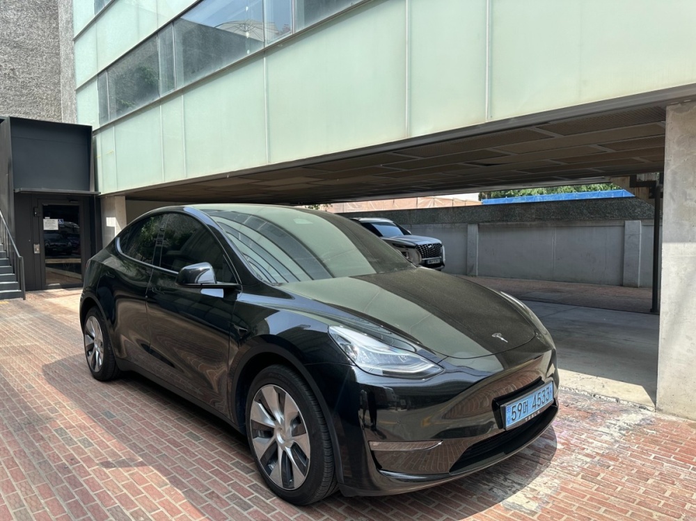 Tesla model Y