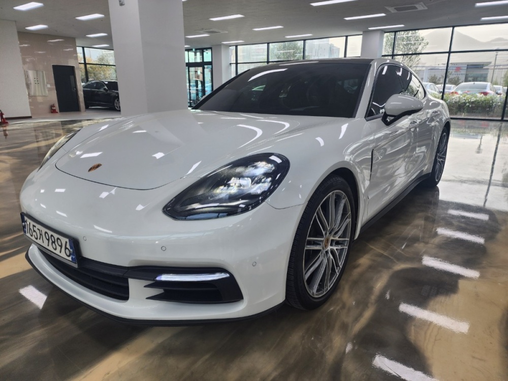 Porsche Panamera (971)