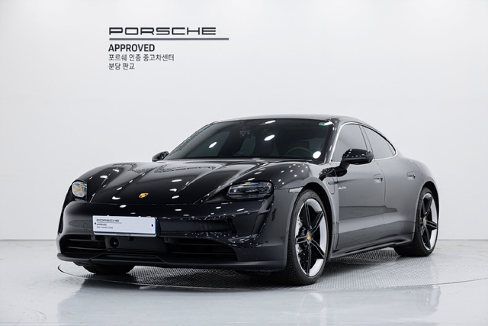 Porsche Taycan