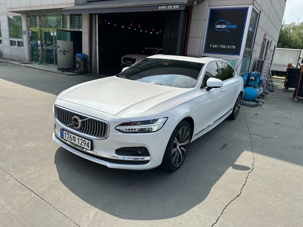 Volvo S90