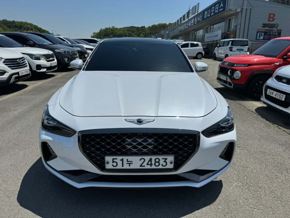 Genesis G70