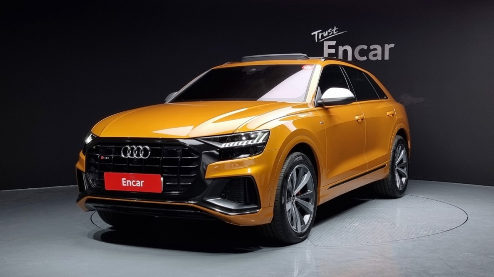 Audi Q8