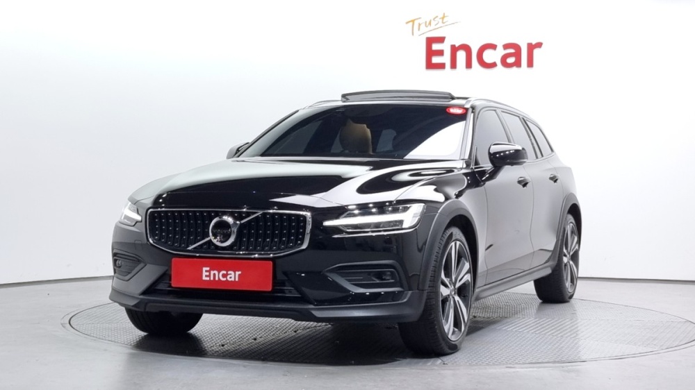 Volvo V60 Cross Country 2nd Generation