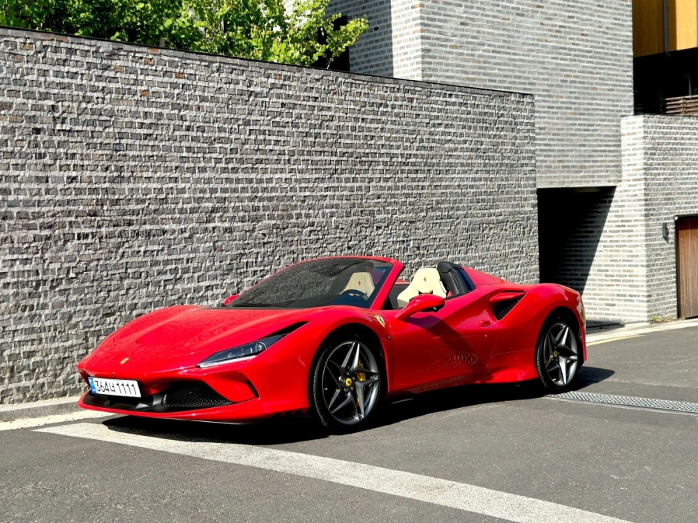 Ferrari F8 Spider