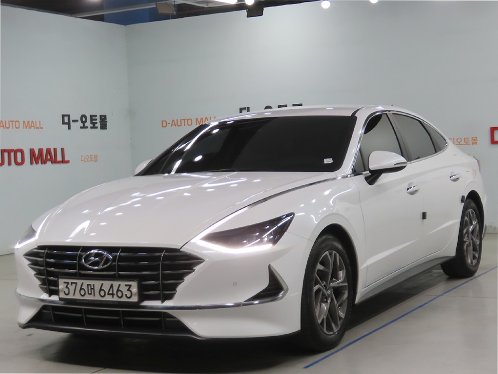 Hyundai Sonata (DN8)