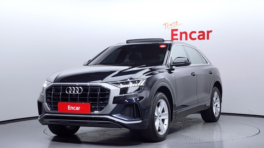 Audi Q8