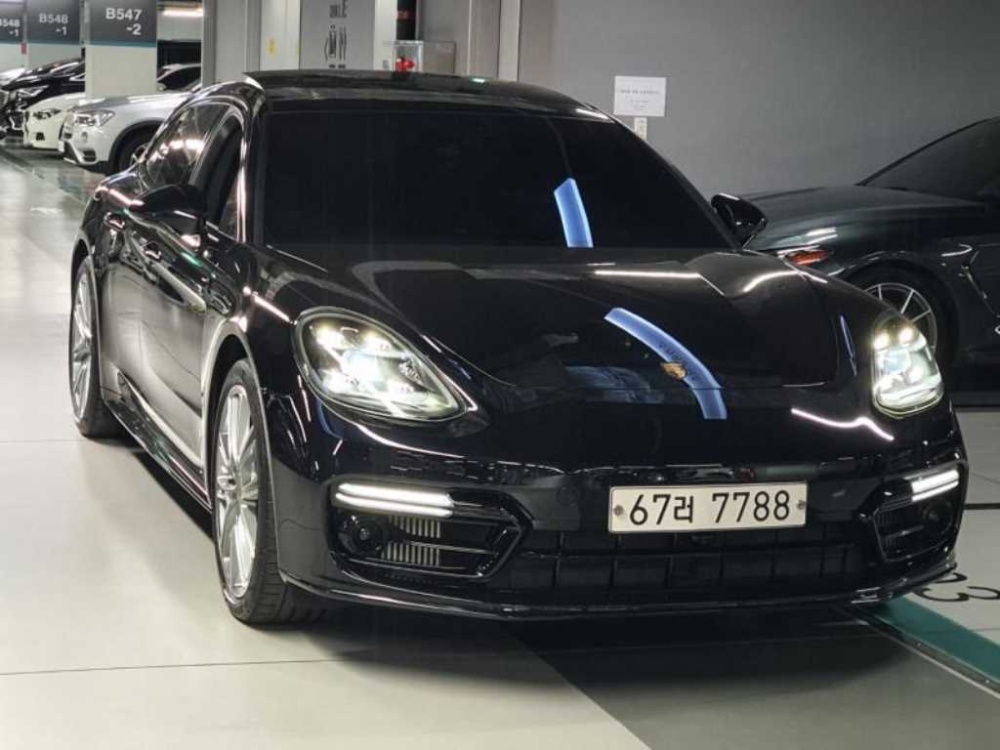 Porsche Panamera (971)