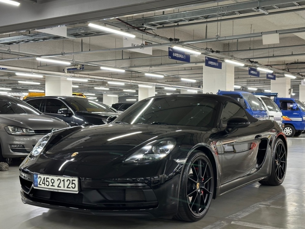 Porsche 718 boxster