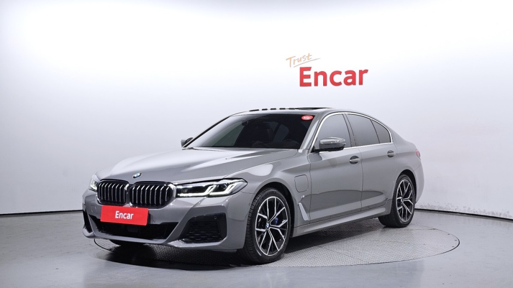 BMW 5 series (G30)